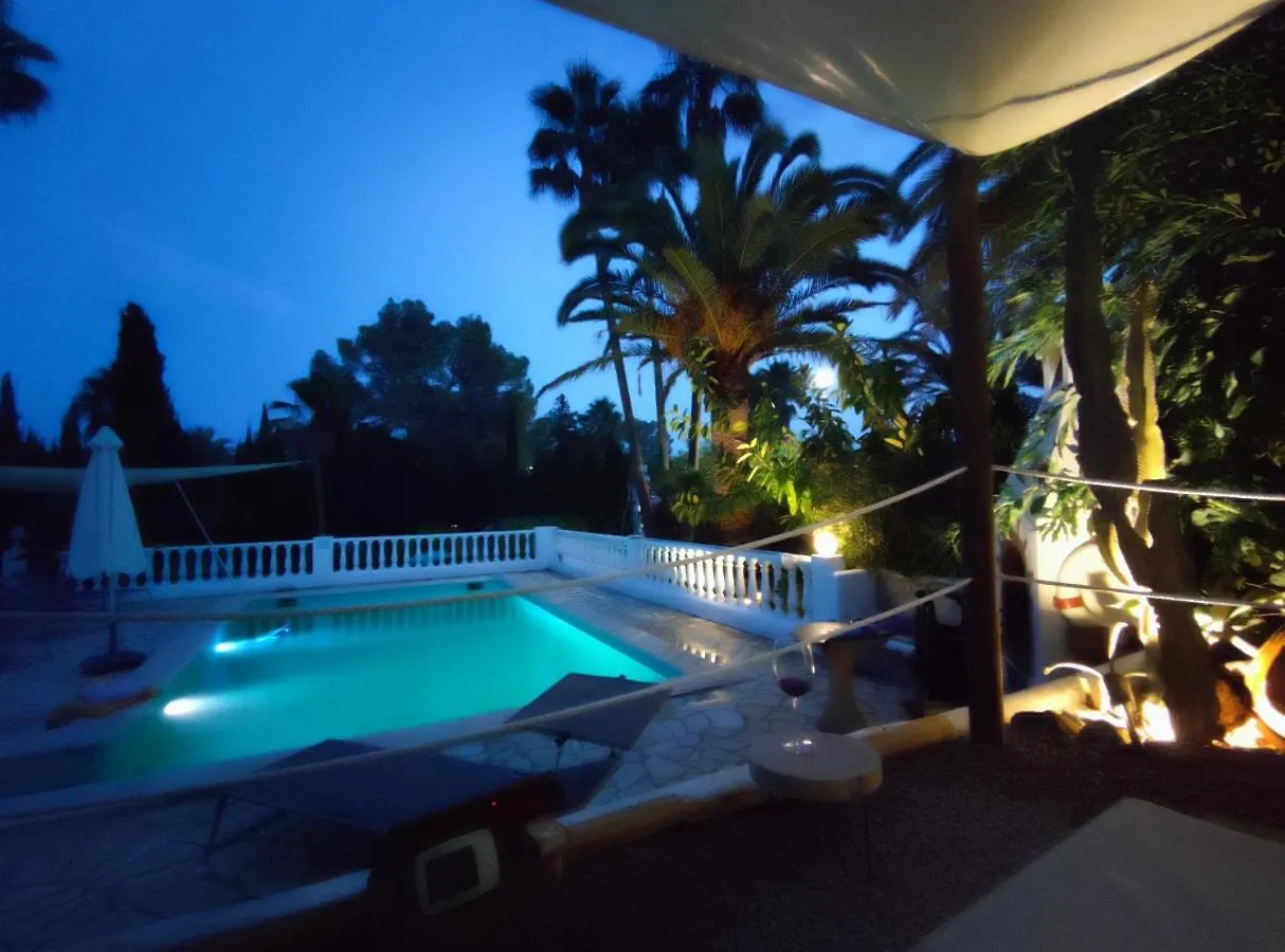 Private Villa Mit Eigenem Pool Unter Palmen Cala Llenya